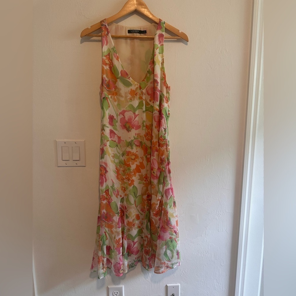 Ralph Lauren Georgette Surplice Floral Dress Sz 8 - Picture 3 of 7